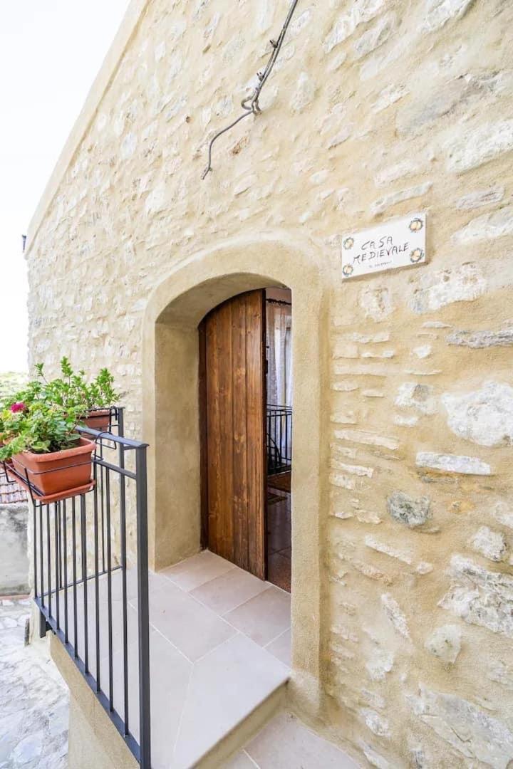 Casa Castello Otel Rocca Imperiale Dış mekan fotoğraf